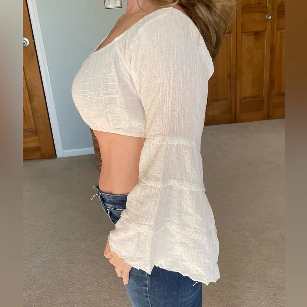 Candie’s 90’s Boho Wide Sleeve Crop Top - Picture 4 of 7